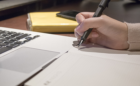 公司成立后多久報(bào)稅？