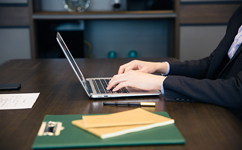 如何確定工商注冊(cè)經(jīng)營(yíng)范圍