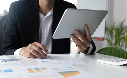 企業(yè)代理記賬收費(fèi)：標(biāo)準(zhǔn)、模式與選擇指...